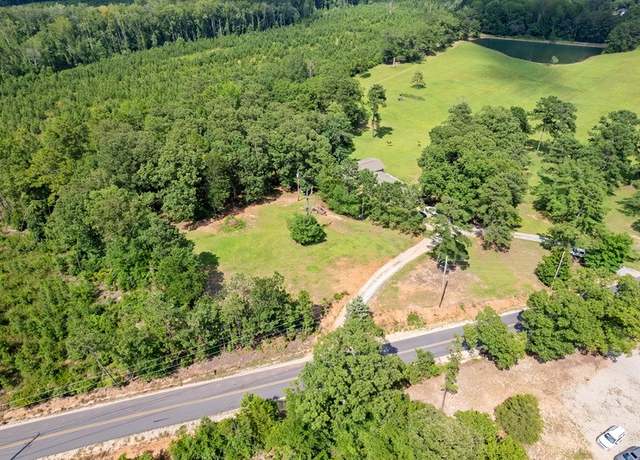Property at 1325 Lee Road 117, Opelika, AL 36804, 4 beds, 3 baths