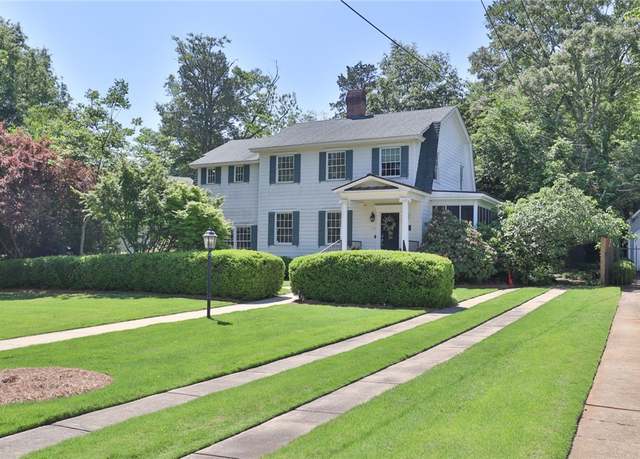 Property at 370 E Thach Ave, Auburn, AL 36830, 4 beds, 4 baths