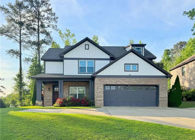 Property at 739 Cotswold Way, Auburn, AL 36832, 5 beds, 3.5 baths