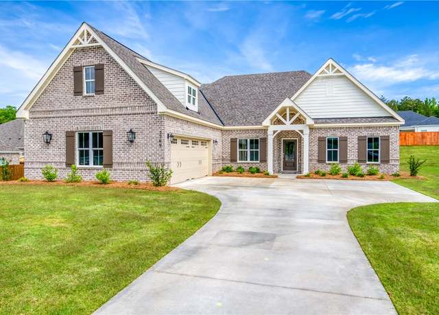 Property at 2269 Mercer Dr, Opelika, AL 36801, 5 beds, 4 baths