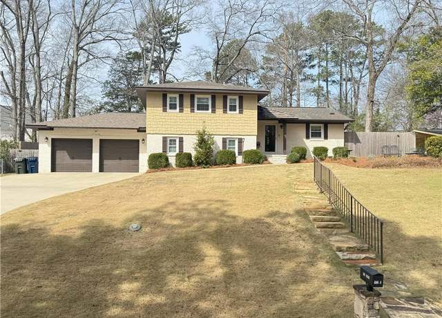 Property at 122 S Ryan St, Auburn, AL 36830, 4 beds, 3 baths