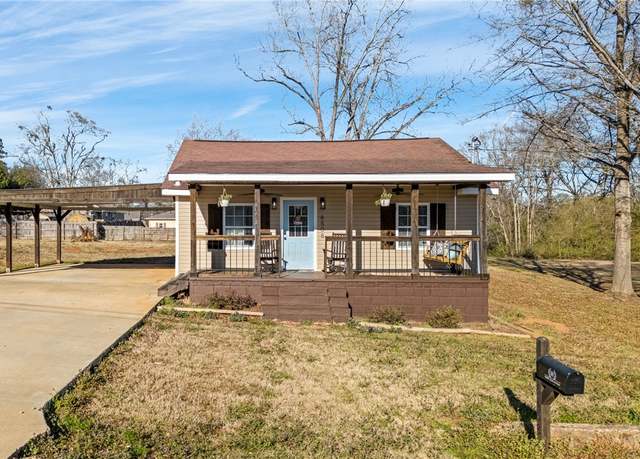 Property at 6508 23rd Ave, Valley, AL 36854, 2 beds, 1 bath