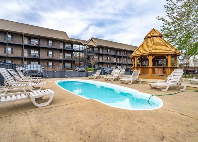 Property at 836 W Glenn Ave #314, Auburn, AL 36832, 2 beds, 2 baths