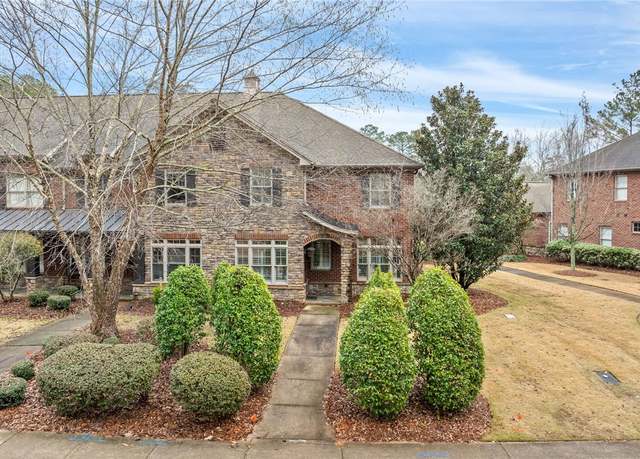 Property at 1308 Gatewood Dr, Auburn, AL 36830, 4 beds, 3.5 baths