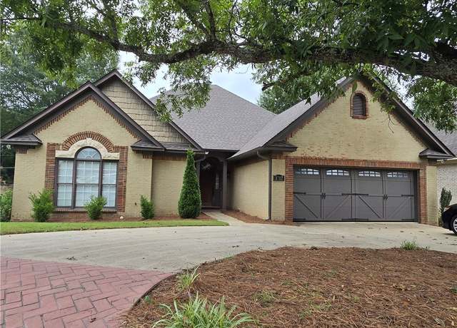Property at 1717 Solamere Ct, Auburn, AL 36832, 3 beds, 2.5 baths