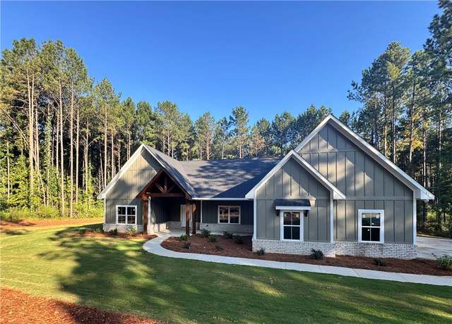 Property at 83 Lee Road 334, Salem, AL 36874, 4 beds, 3.5 baths