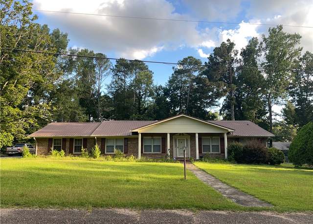 Property at 3812 Caffey Woods Rd, Anniston, AL 36207, 3 beds, 2 baths
