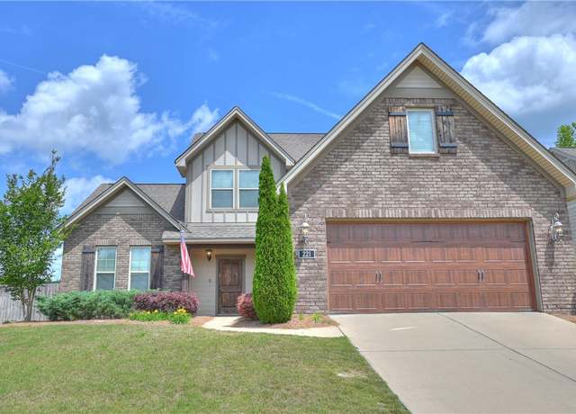 Property at 221 Westover St, Auburn, AL 36830, 4 beds, 2.5 baths