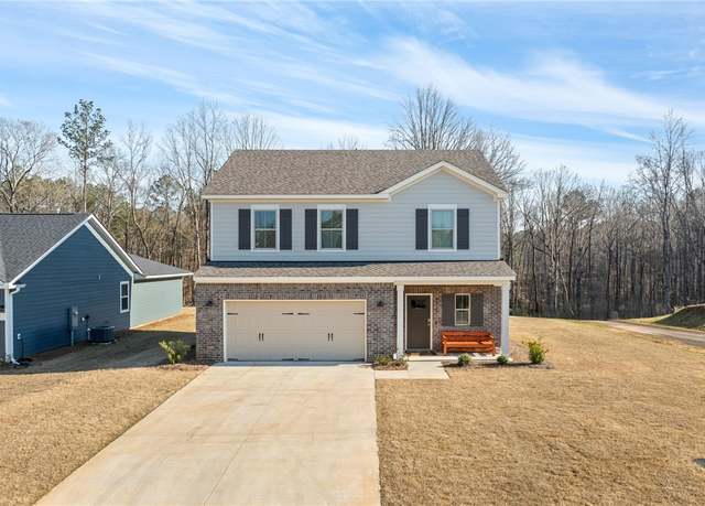 Property at 1335 Crescent Blvd, Auburn, AL 36830, 4 beds, 2.5 baths