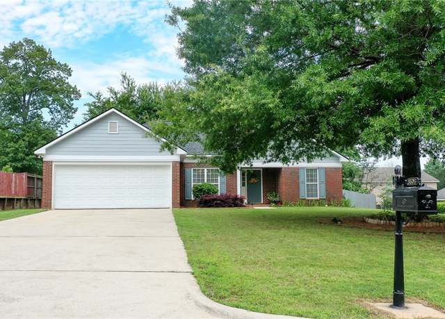 Property at 3506 Village Creek Ct, Opelika, AL 36801, 3 beds, 2 baths