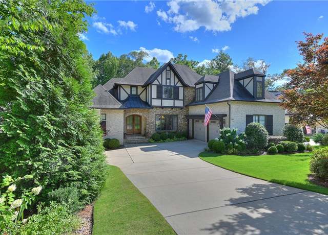 Property at 286 Bentley Ct, Auburn, AL 36830, 6 beds, 4.5 baths