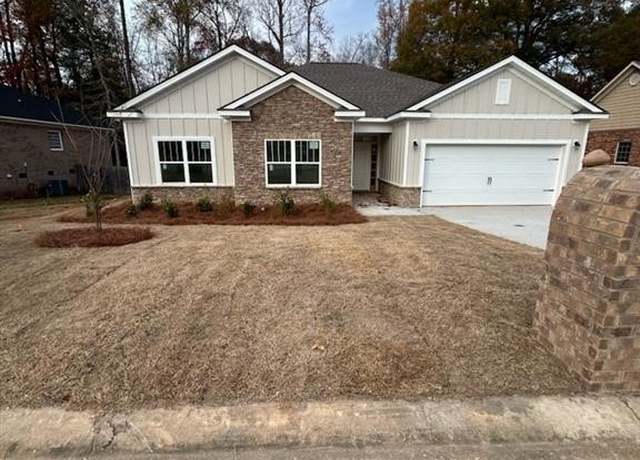 Property at 189 Meadowlark Dr, Smiths Station, AL 36877, 3 beds, 2 baths