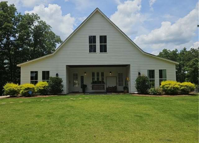 Property at 1109 Lee Road 260, Opelika, AL 36804, 3 beds, 2.5 baths