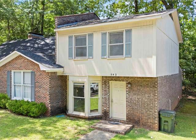 Property at 542 Greentree Ter, Auburn, AL 36832, 2 beds, 2 baths