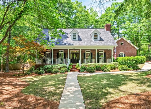 Property at 1903 N Ashe Ct, Auburn, AL 36830, 4 beds, 3 baths
