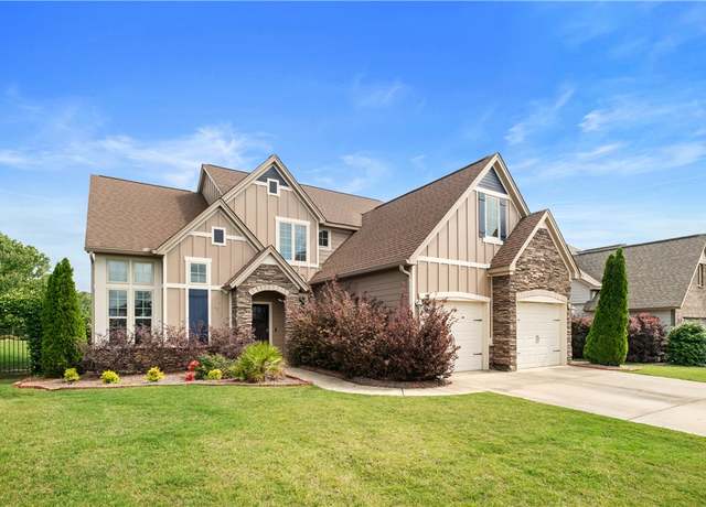 Property at 197 Westover St, Auburn, AL 36832, 4 beds, 2.5 baths