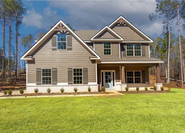 Property at 331 Lee Road 357, Valley, AL 36854, 4 beds, 2.5 baths