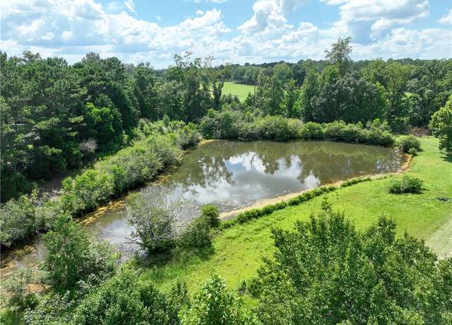 Property at 2300 Dorsey St, Opelika, AL 36801