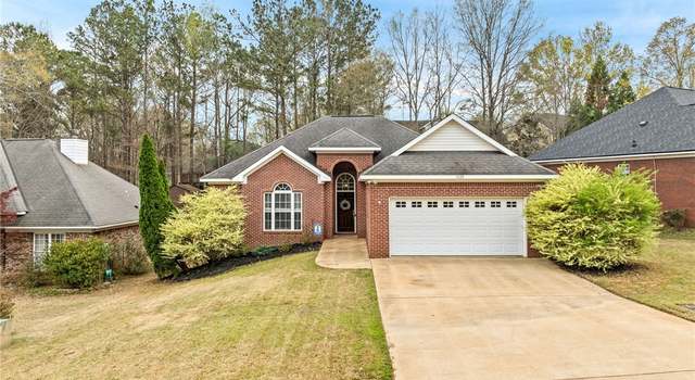Photo of 1825 Shadow Bend Ln, Auburn, AL 36830