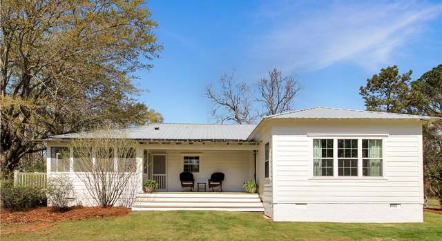 Photo of 2755 Bud Black Rd, Auburn, AL 36879