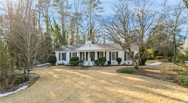 Photo of 738 N Cary Dr, Auburn, AL 36830
