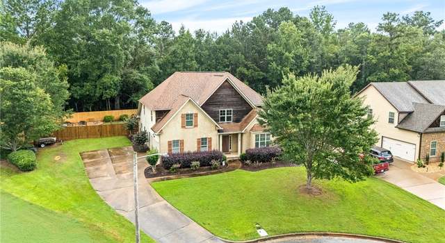 Photo of 1702 Southlake Dr, Opelika, AL 36804