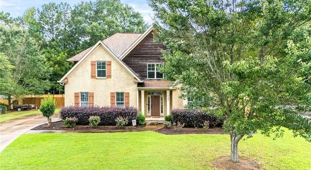 Photo of 1702 Southlake Dr, Opelika, AL 36804