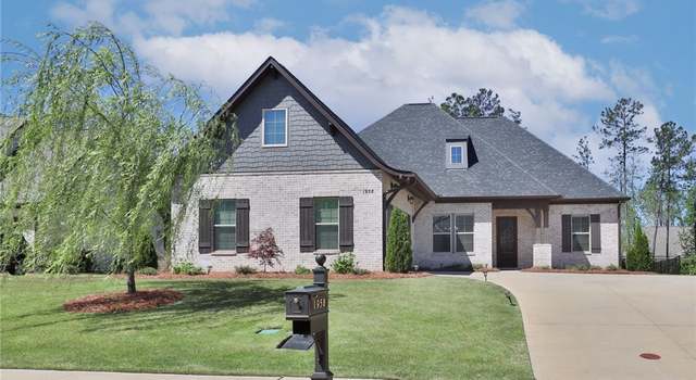 Photo of 1958 Yarbrough Farms Blvd, Auburn, AL 36830