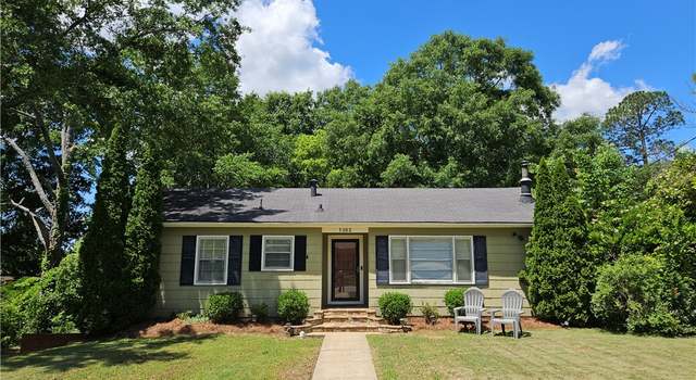 Photo of 1302 Claire St, Opelika, AL 36801