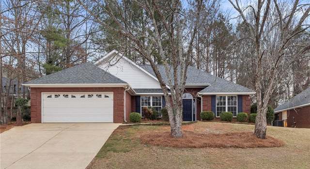 Photo of 1731 Stone Pointe Dr, Auburn, AL 38630