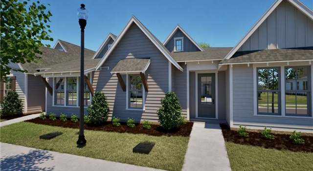 Photo of 134 Summer St, Opelika, AL 36801
