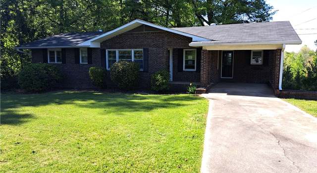 Photo of 769 Halliana Rd, Alexander City, AL 35010