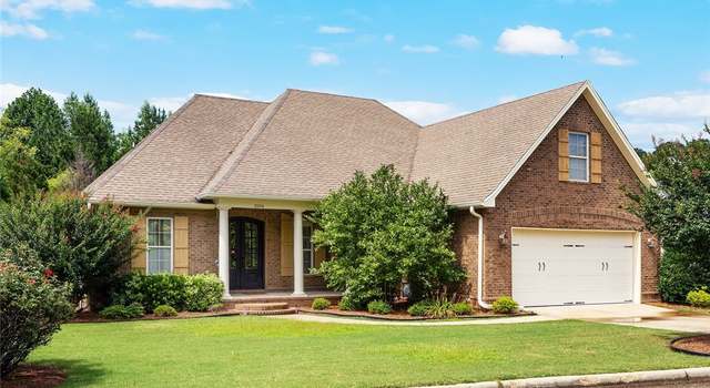 Photo of 3204 Pinecrest Dr, Opelika, AL 36801