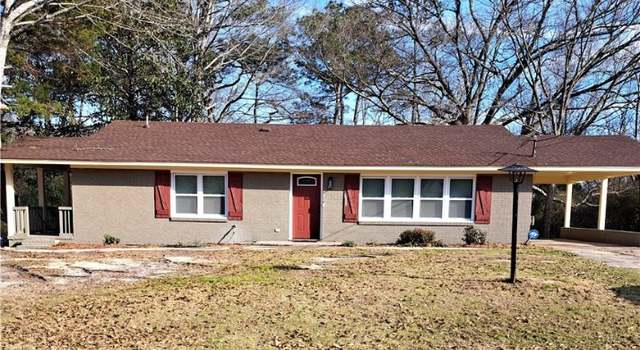 Photo of 1809 W Montgomery Rd, Tuskegee, AL 36083