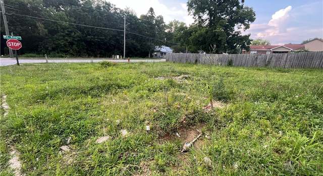 Photo of 615 Martin Luther King Blvd, Opelika, AL 36801