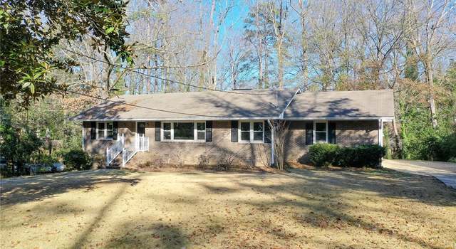 Photo of 769 N Cary Dr, Auburn, AL 36830