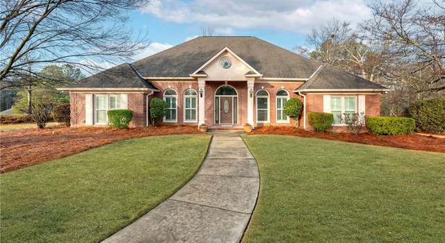 Photo of 164 Glenwood Way, Smiths Station, AL 36877