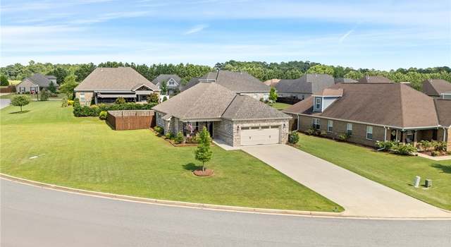 Photo of 751 Owens Way, Opelika, AL 36804