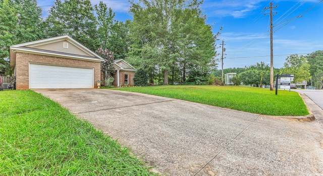 Photo of 1914 Creekstone Dr, Opelika, AL 36804