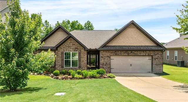 Photo of 1107 Hampstead Ln, Opelika, AL 36801