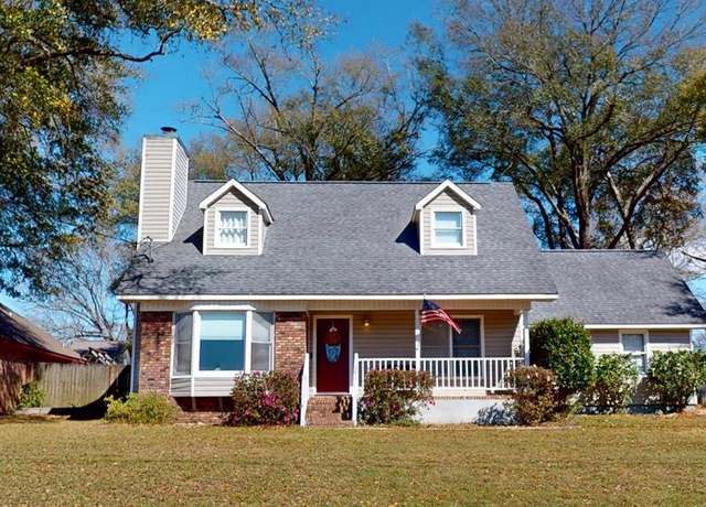 Property at 104 Wildwood Dr, Enterprise, AL 36330, 3 beds, 2.5 baths