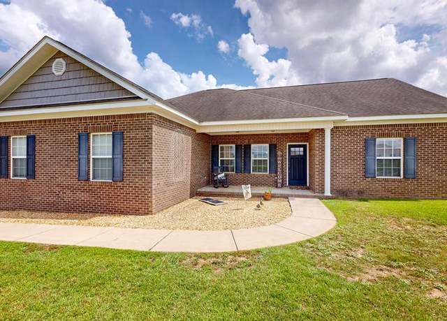 Property at 278 Solomon Rd, Headland, AL 36345, 3 beds, 2 baths