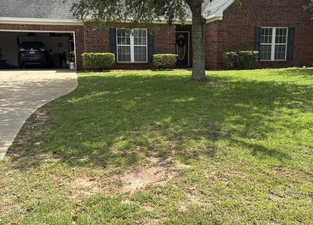 Property at 109 Sunshine Ln, Dothan, AL 36303, 3 beds, 2 baths