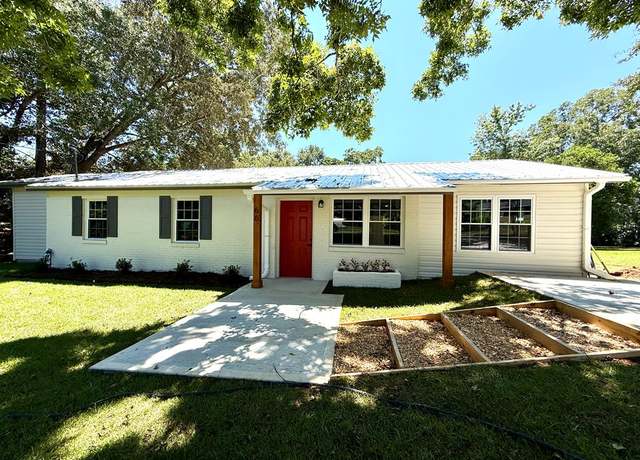 Property at 66 Donnie Mae Dr, Dothan, AL 36301, 4 beds, 3 baths