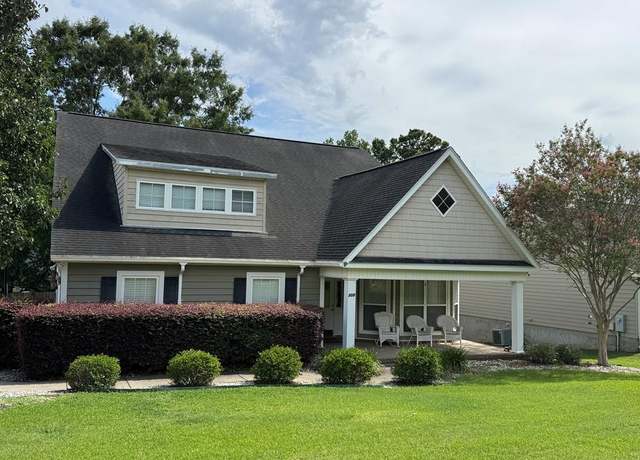 Property at 208 Craftsman Dr, Dothan, AL 36303, 4 beds, 3 baths