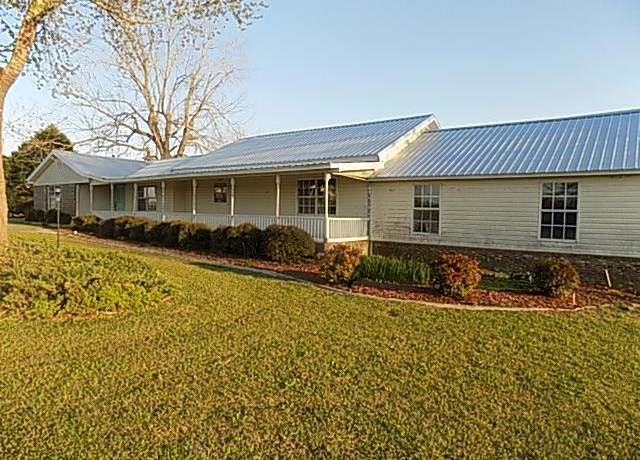 Property at 6795 S County Road 33, Ashford, AL 36312, 3 beds, 3.5 baths