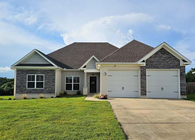 Property at 202 Cabrio Way, Headland, AL 36345, 4 beds, 3 baths