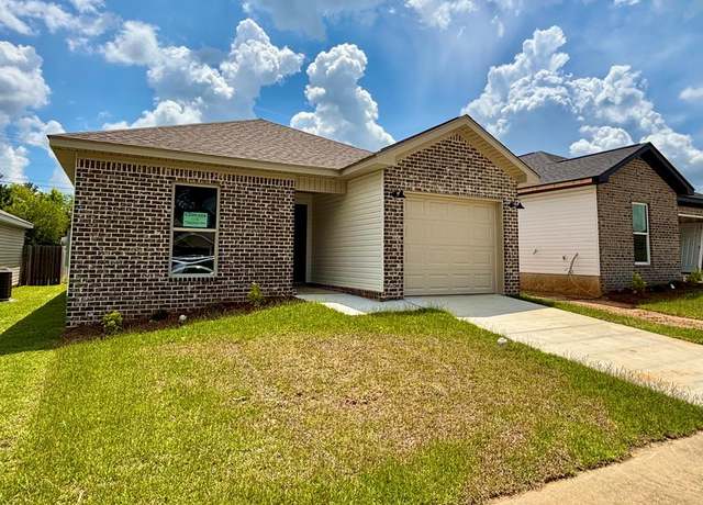 Property at 113 Thistlewood Dr, Dothan, AL 36301, 3 beds, 2 baths