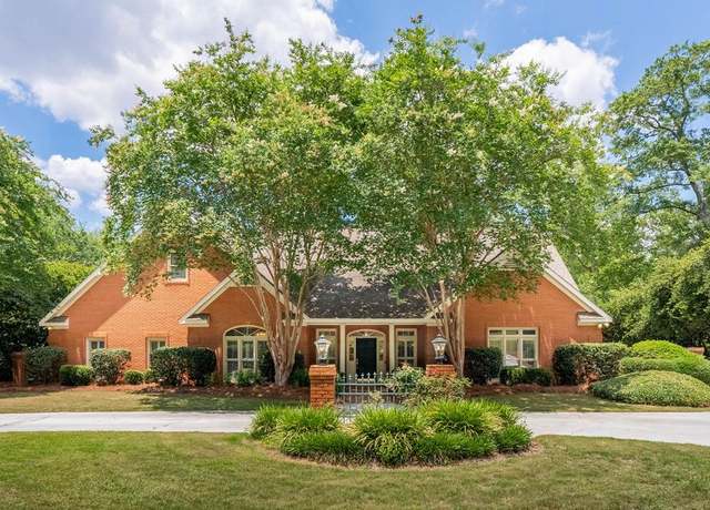 Property at 3010 Lasalle Dr, Dothan, AL 36303, 3 beds, 4 baths