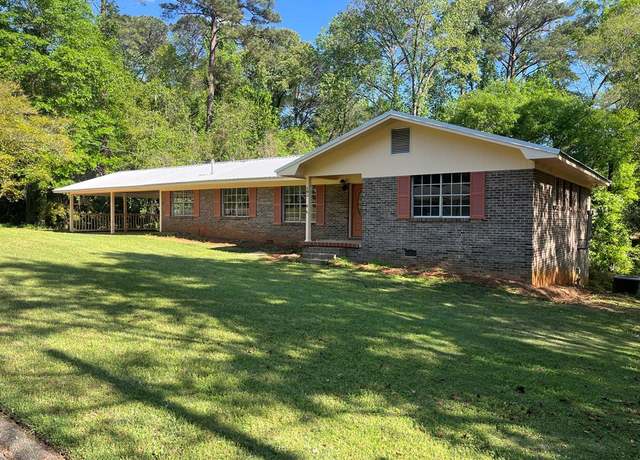 Property at 105 Martinson Dr, Abbeville, AL 36310, 3 beds, 2.5 baths